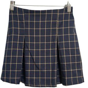 Y2k plaid skirt for the fall weather with boots